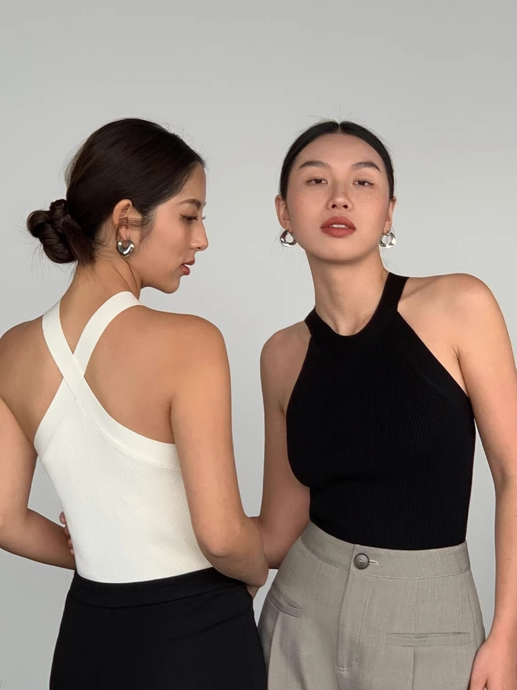 Suspender Tank Top - AOSSVIAO 2026 صيفي توب قصير ضيق