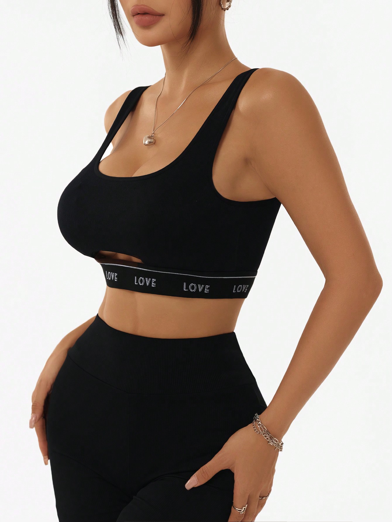 صدرية رياضية نسائية مضلعة برقب - مراجعة Tank Top Ribbed وسعره