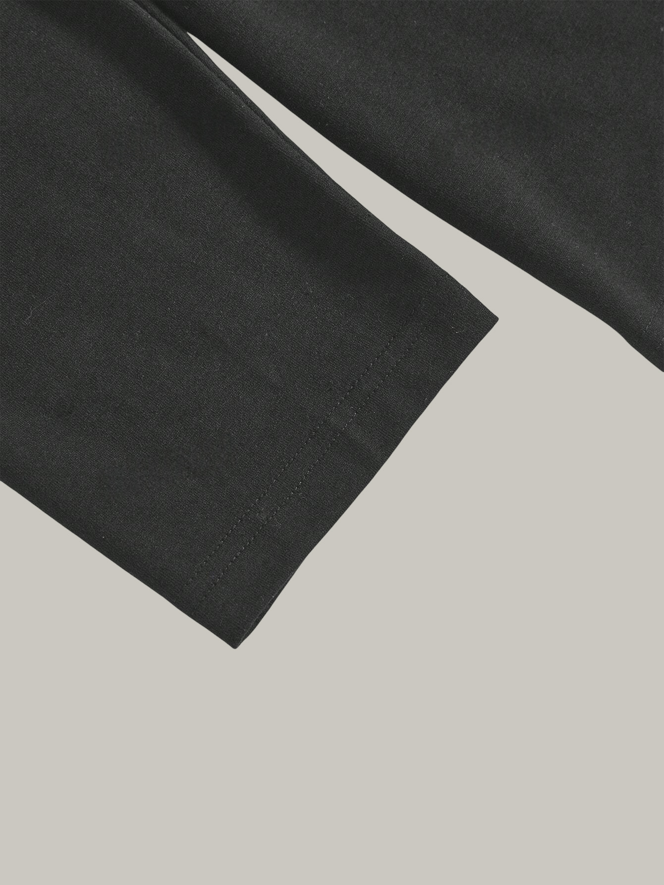 بلوزة بأكمام طويلة ولون واحد و - مراجعة Base Layer Top وسعره