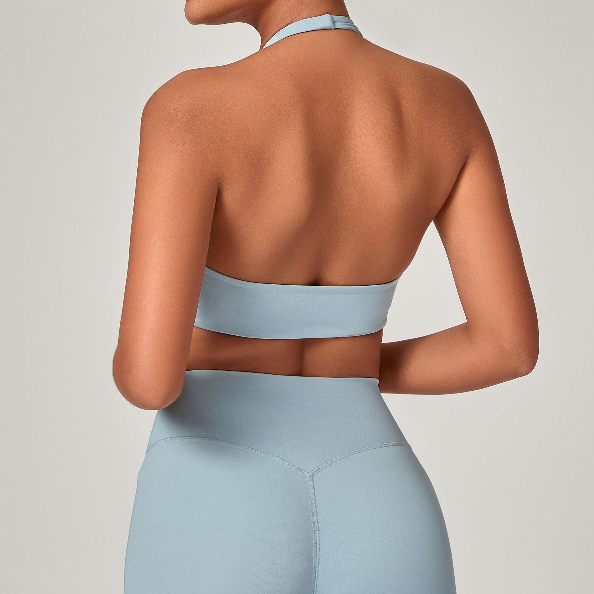 حمالة صدر رياضية من نينجيو قاب - مراجعة Quick Dry Underwear وسعره