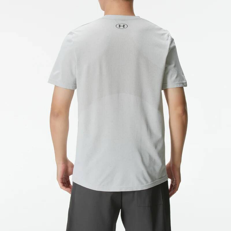 تي شيرت رياضي للرجال من أندر آ - مراجعة Undershirt Crew Neck وسعره