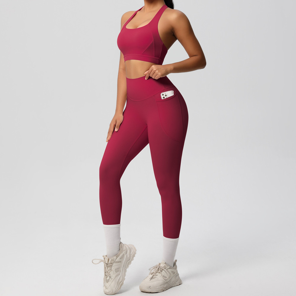 حمالة صدر رياضية نسائية بحمالة - مراجعة Suspender Tank Top وسعره